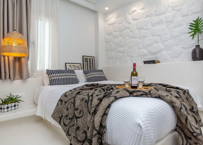 Emery Hotel Naxos City