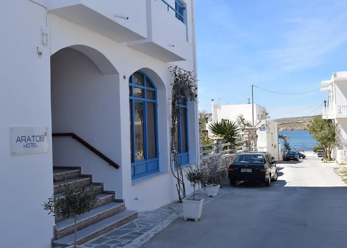 Aratos Hotel Parikia 