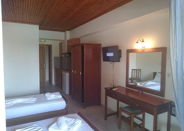 Ζante Dolphin Aparthotel Alykes 