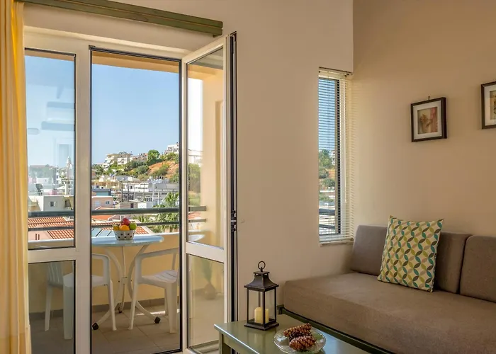 Theos Village Apartments Kato Daratso