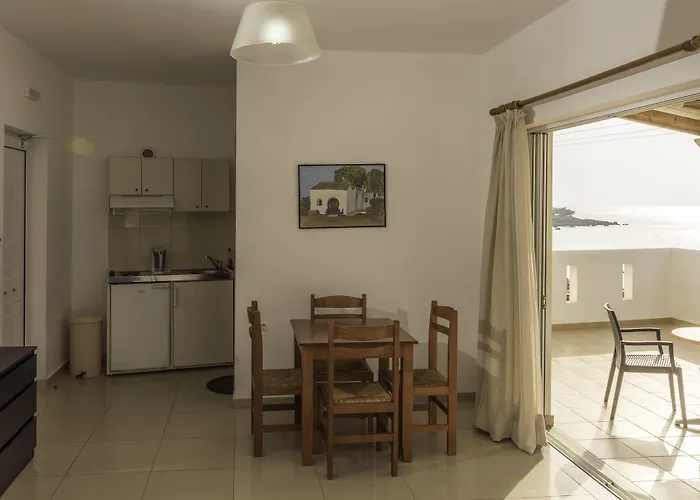 Sifis Studios Palaiochora