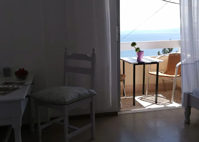 Hotels in Loutra Edipsou (Evia)