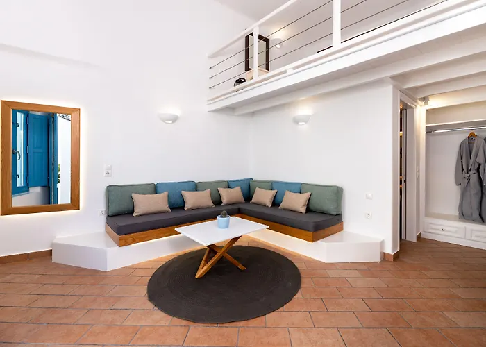 Hotel Seaside Breeze Kamári