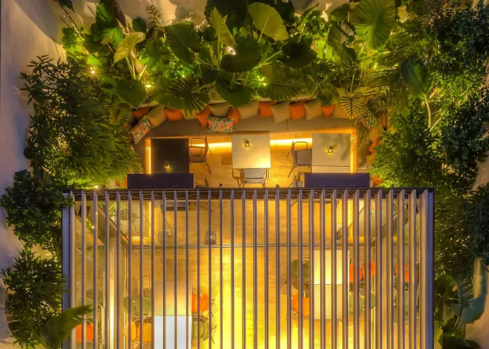 Ivis 4 Boutique Hotel Atenas - um hotel de 4 estrelas