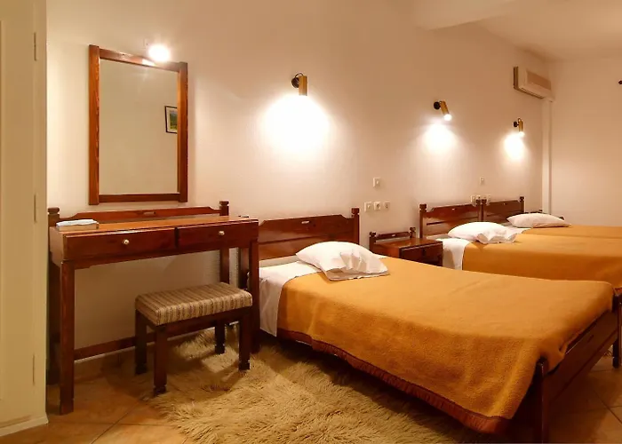 Hotels in Monastiraki (Phocis)