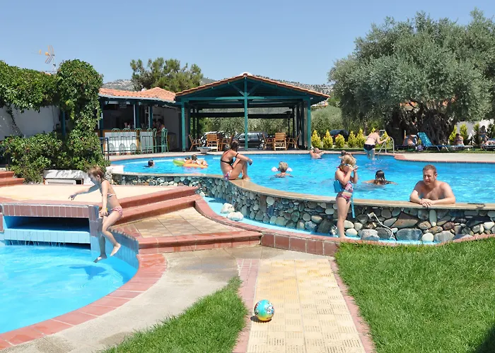 Makedonia Aparthotel Potos