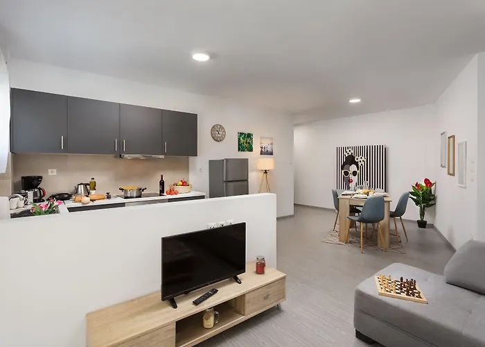 The Aristotelian Suites By Athens Stay