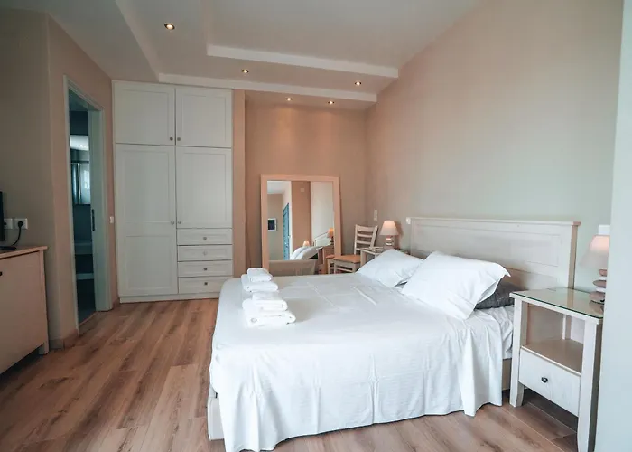 Alexandros Apartments Naoussa