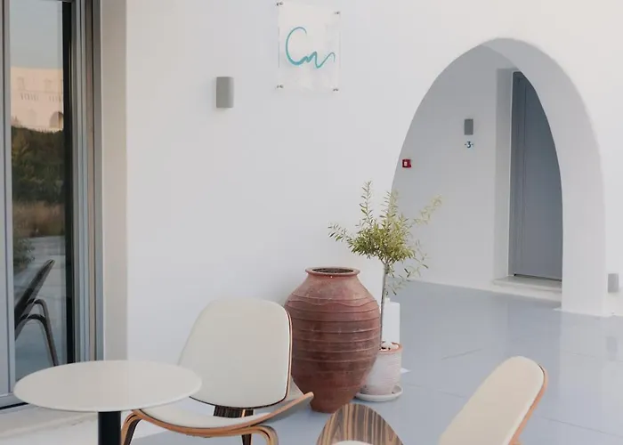 Crystal Mare Suites Naxos City