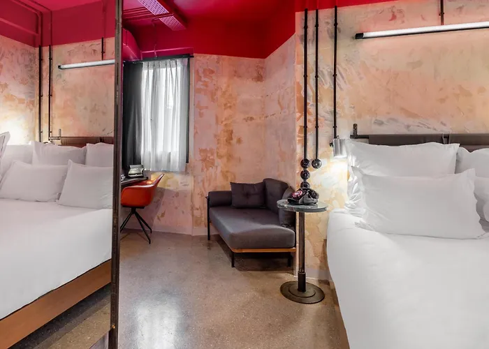 Max Brown Hotel Downtown Part Of Sircle Collection Formally Known As Dave Red Athen