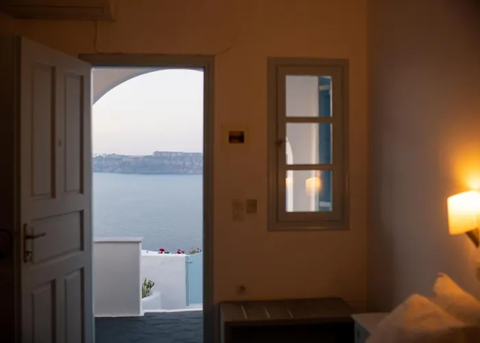 Blu Rooms Santorini Akrotiri 