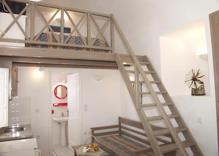Nomikos Villas Fira 