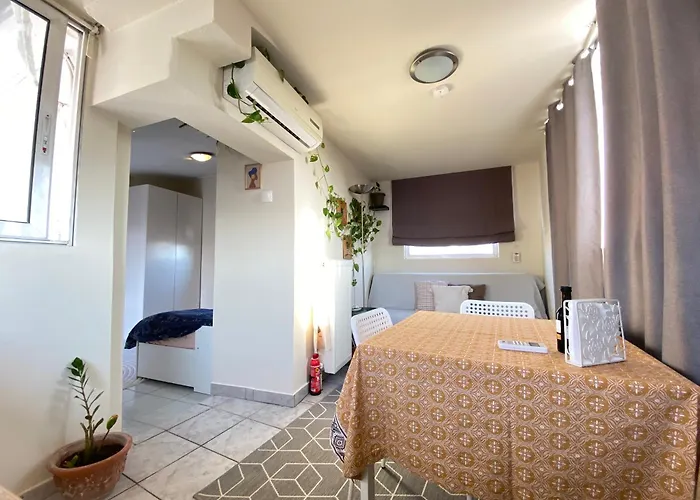 Top Floor Apt With Balcony - Acropolis View & Sunset - Koukaki Ateny