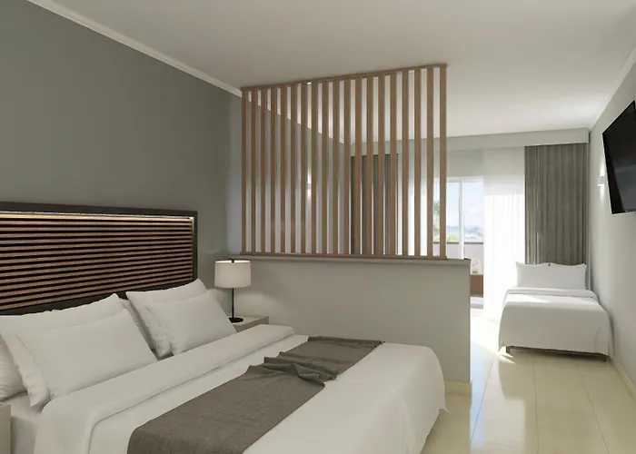 Hotel a Kanoni (Corfu)