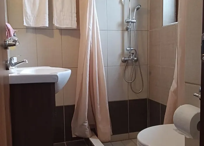 Petra & Elato Art Hotel Βαλτεσινίκο