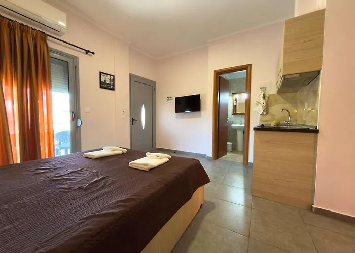 Villa Georgia Beach Néos Marmarás