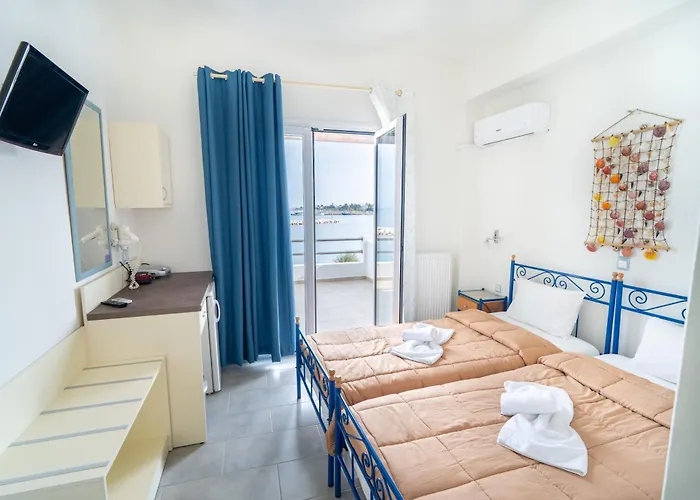 Artemis Rooms Πευκί