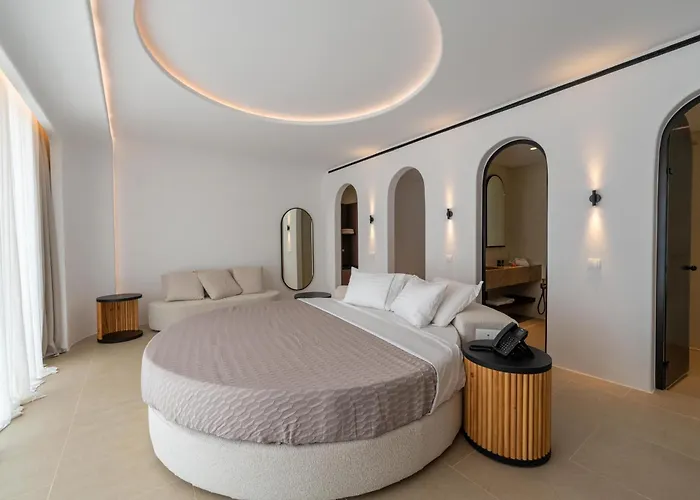 Muse οf Mykonos Luxury Suites Plintri