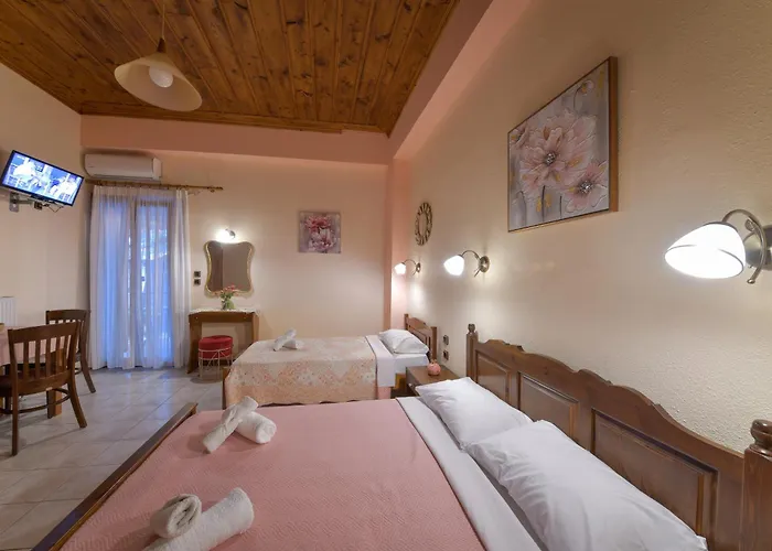 Naftilos Guest House Καλά Νερά