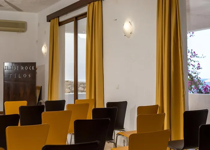 Ilidi Rock Aparthotel Livadia 