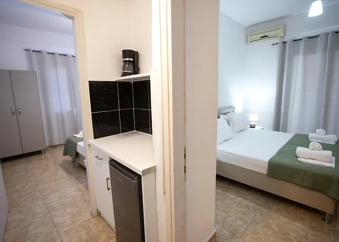Central Hotel Parga