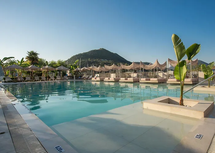 Lefkada City Hotels