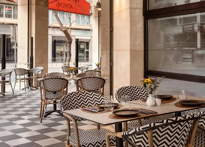 Luxury Hotels in Athens