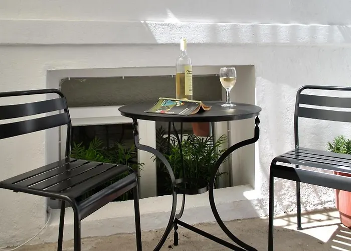 Alice Inn Atenas
