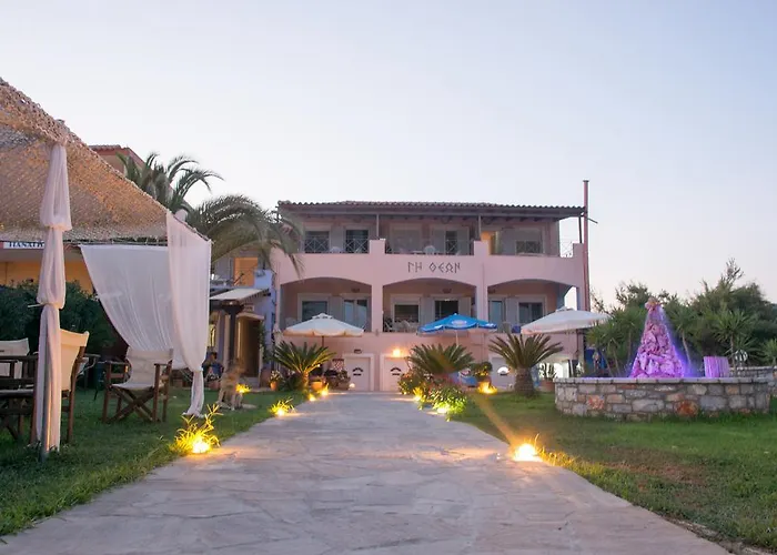 Γή Θεών Aparthotel Γύθειο