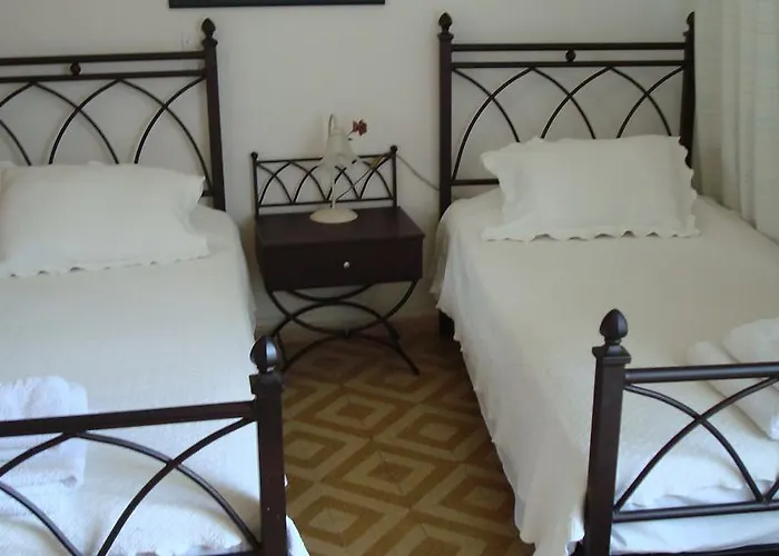 Spalieri Rooms Hydra 