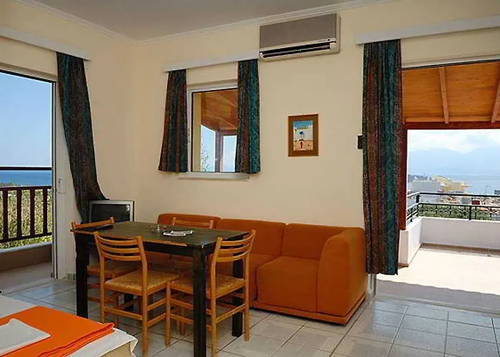 Mikrovillage Hotel Άγιος Νικόλαος