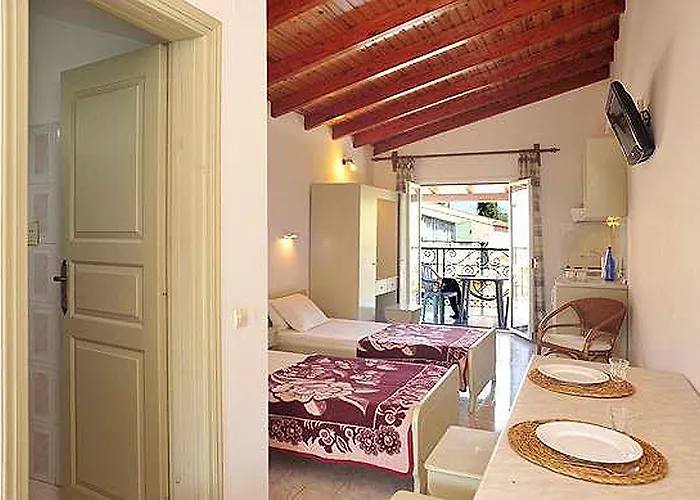 Philippos Kassiopi Apartments