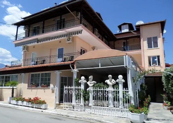 Hotel Dimitra Zeus Λεπτοκαρυά