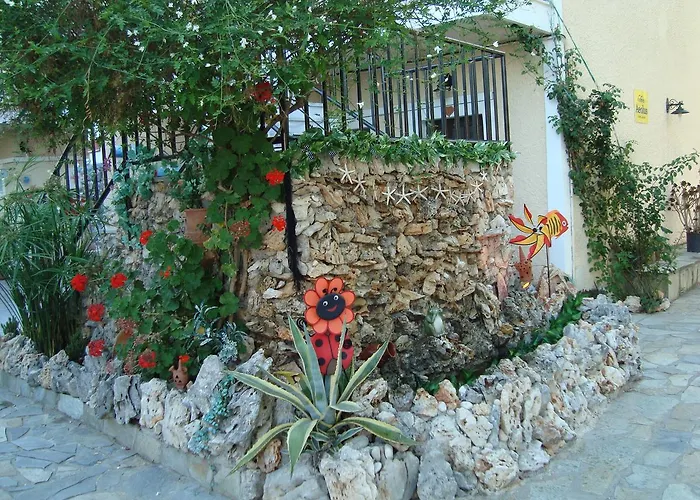 Venus Studios Alykanas 
