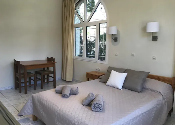 Calypso Beach Hotel Λουτρά Αιδηψού