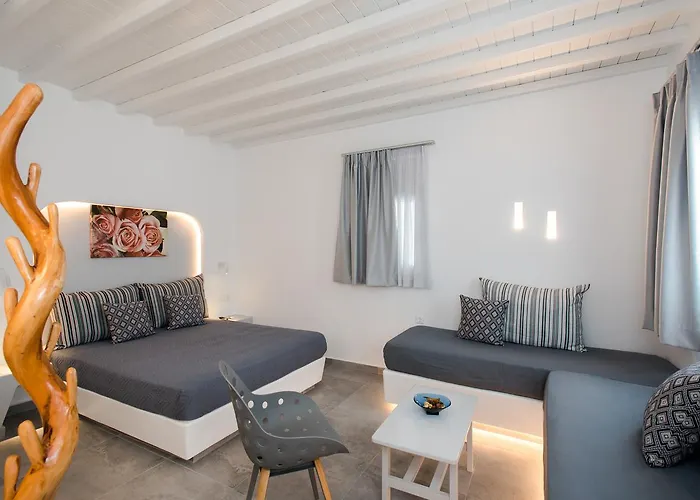 Mina Studios Platys Gialos 