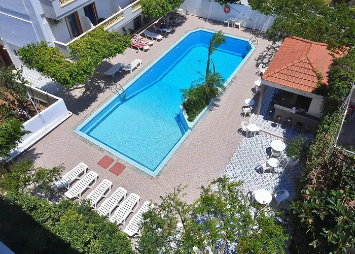 Sunny Resort Analipsi 