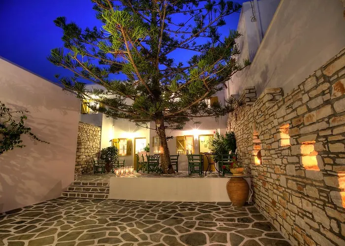 Aparthotel Ostria Naoussa