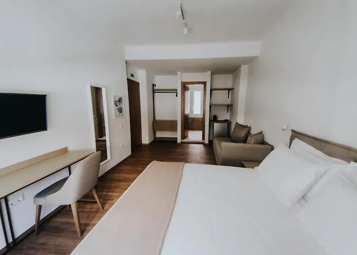 Voulis Attico Rooms & Apartments Athene