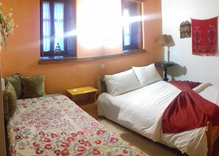 Traditional Rooms Karaouli Πάπιγκο