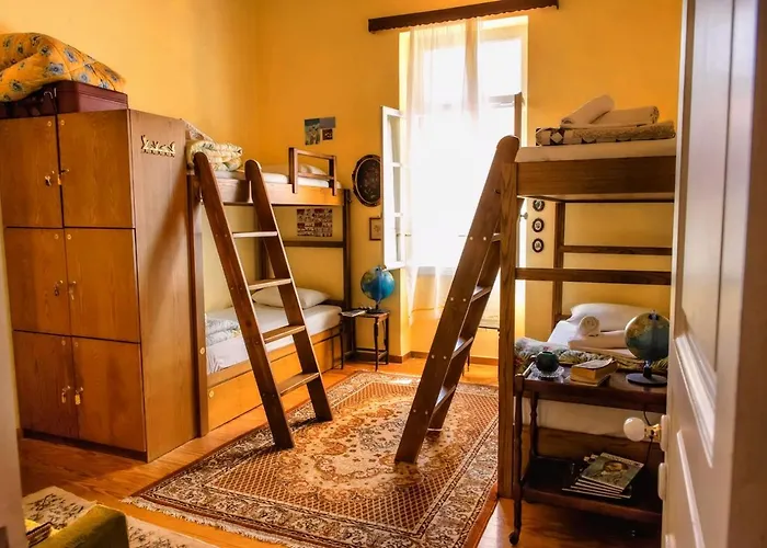 Athens Quinta Hostel