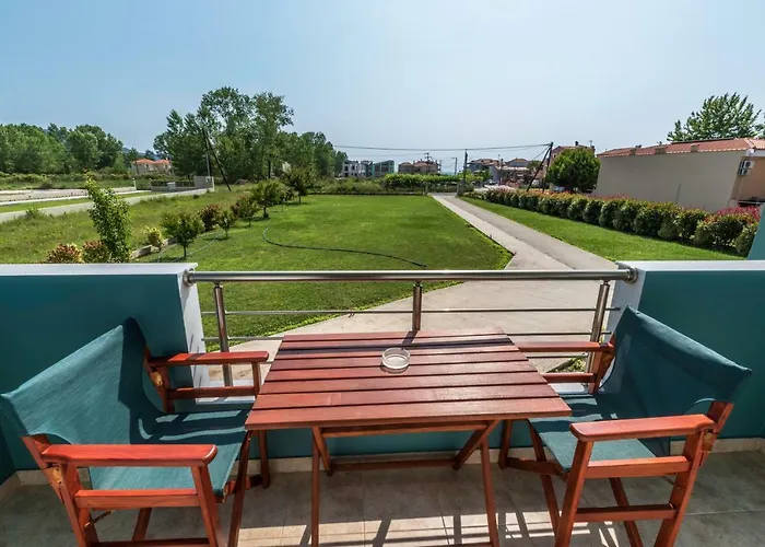 Zeus Apartments Skala Potamia 