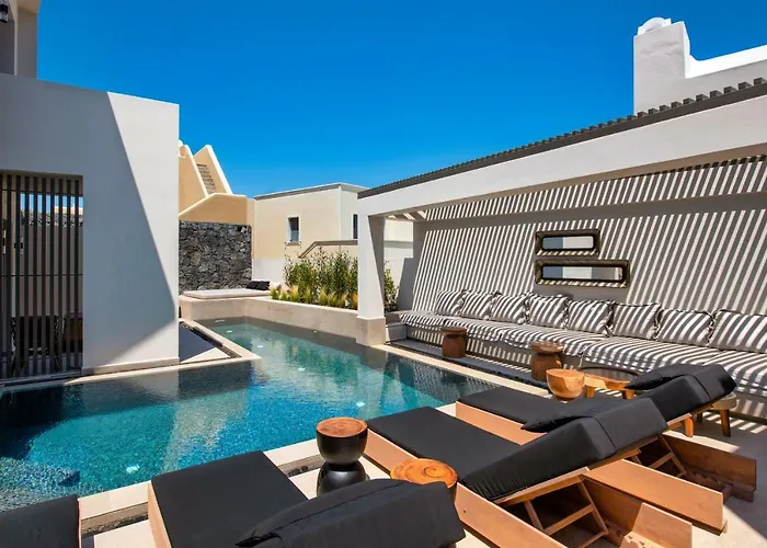 Uma Ray Suites Fira 