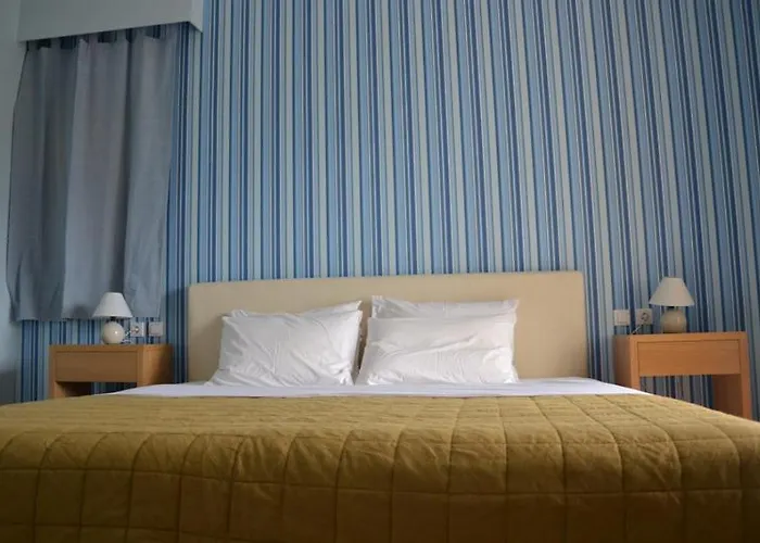 Valente Perlia Rooms Πόρος