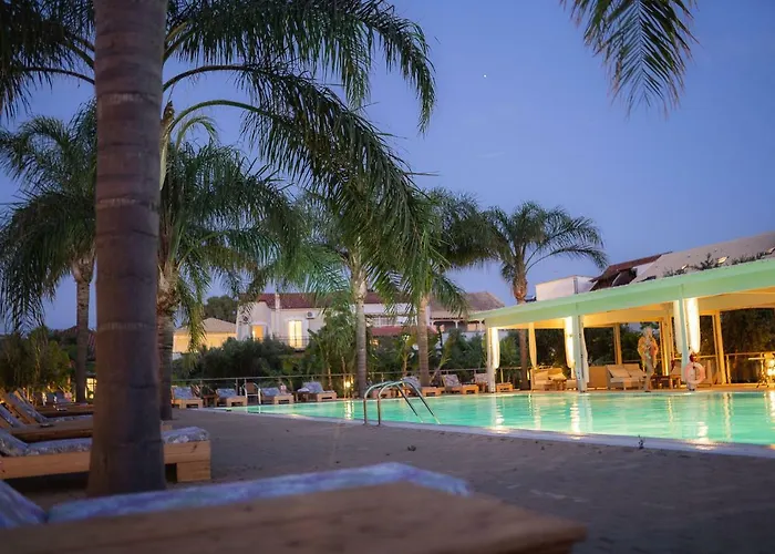 Zoe Seaside Resort Γιάλοβα