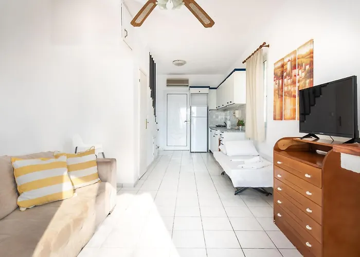 Toroni Blue Sea Hotel