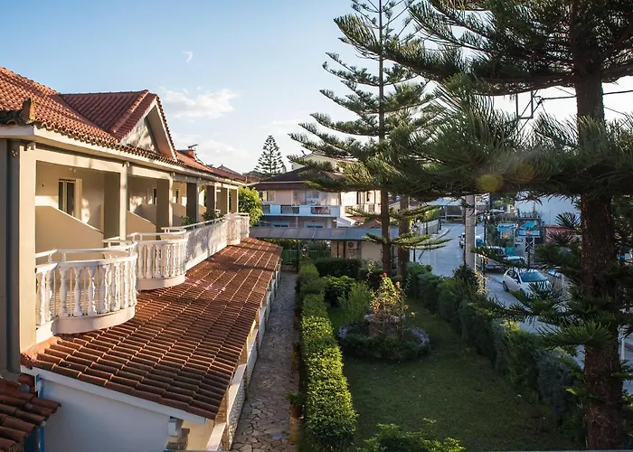 Tom & John Center Aparthotel Tsilivi 